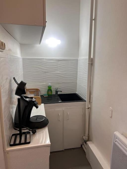Appartement Idealement Situe Montereau-faut-Yonne Exterior foto